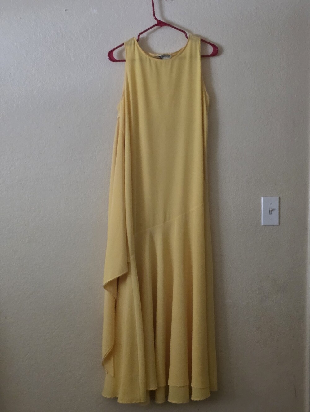MIMMINA Yellow Sleeveless Asymmetric Maxi Dress - Women Size L.
